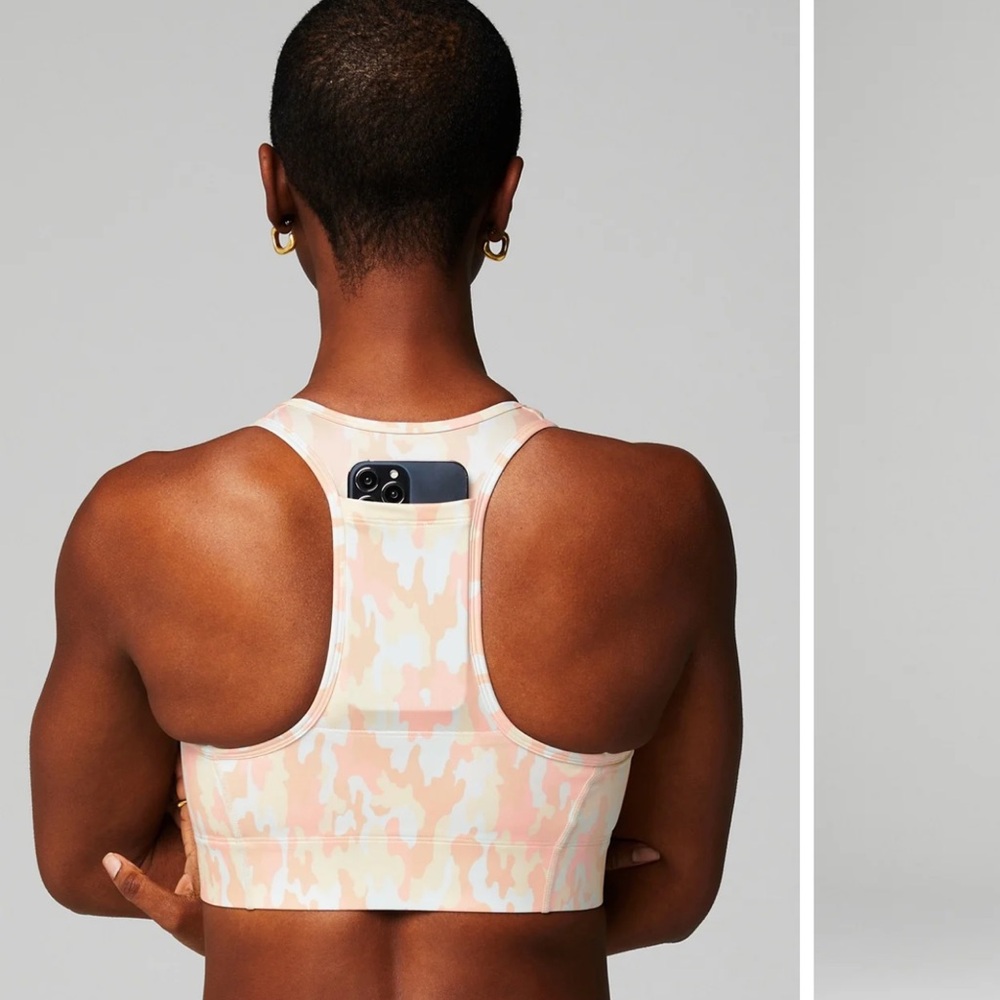 Fabletics Sports Bra - Picture 6 of 6